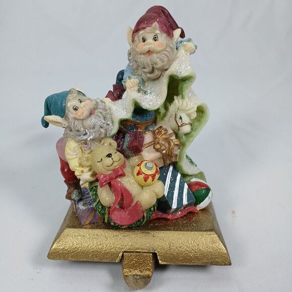 Vintage Santa’s Workbench Cast Iron Resin Stocking Holder 1995 Holiday Decor - Picture 4 of 8